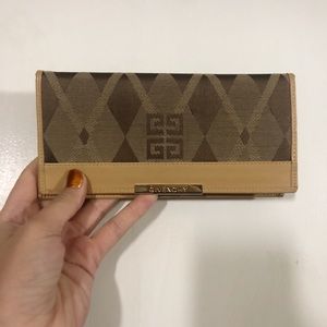 Super rare vintage Givenchy wallet